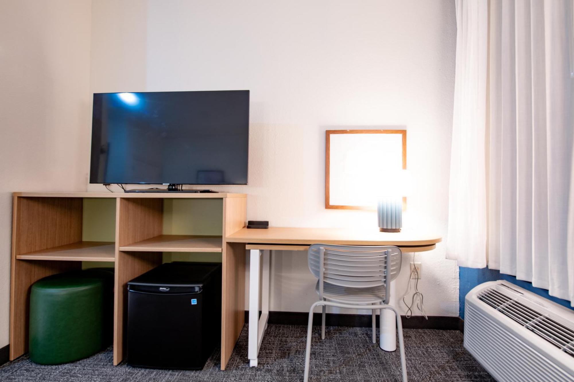 Hotel Spark By Hilton South 3*