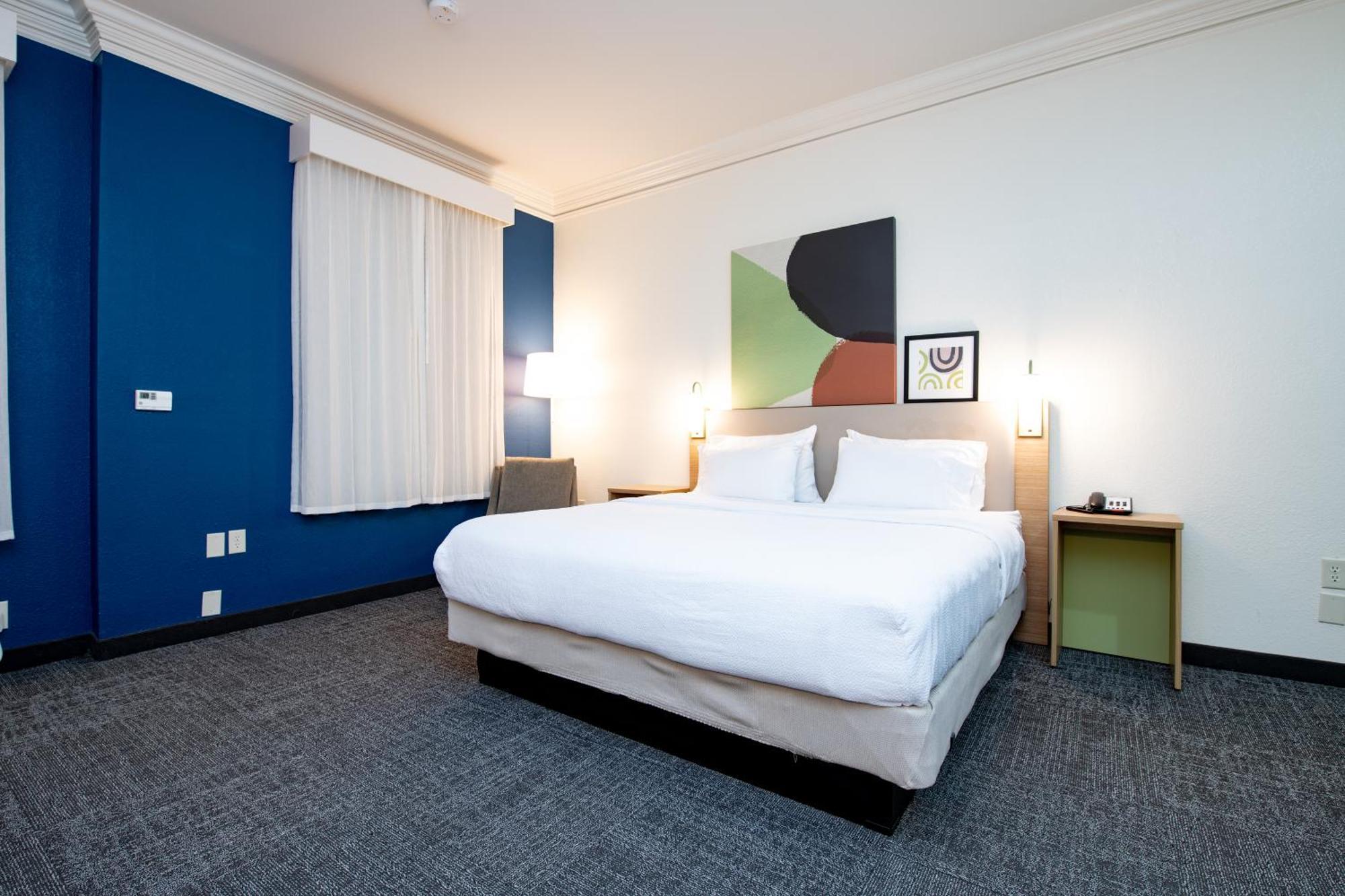 Clarion Pointe 3* Lafayette